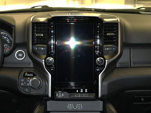 New 2026 RAM 1500 4x4 Crew Cab image 15