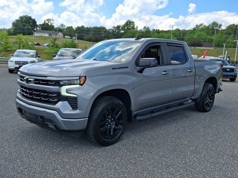 Used 2024 Chevrolet Silverado 1500 RST w/ Rally Edition AWD/4WD image 4
