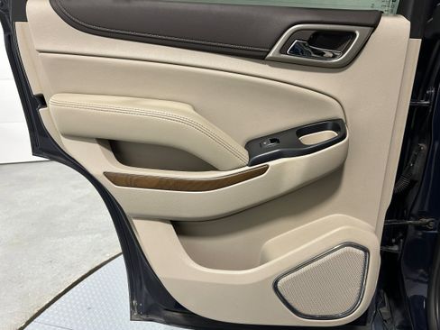 Used 2020 GMC Yukon Denali w/ Denali Ultimate Package image 26