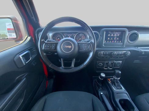 Used 2022 Jeep Wrangler Unlimited Sport AWD/4WD image 6