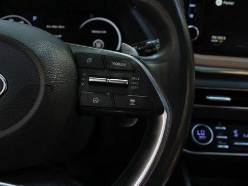Used 2020 Hyundai Sonata Limited FWD image 32
