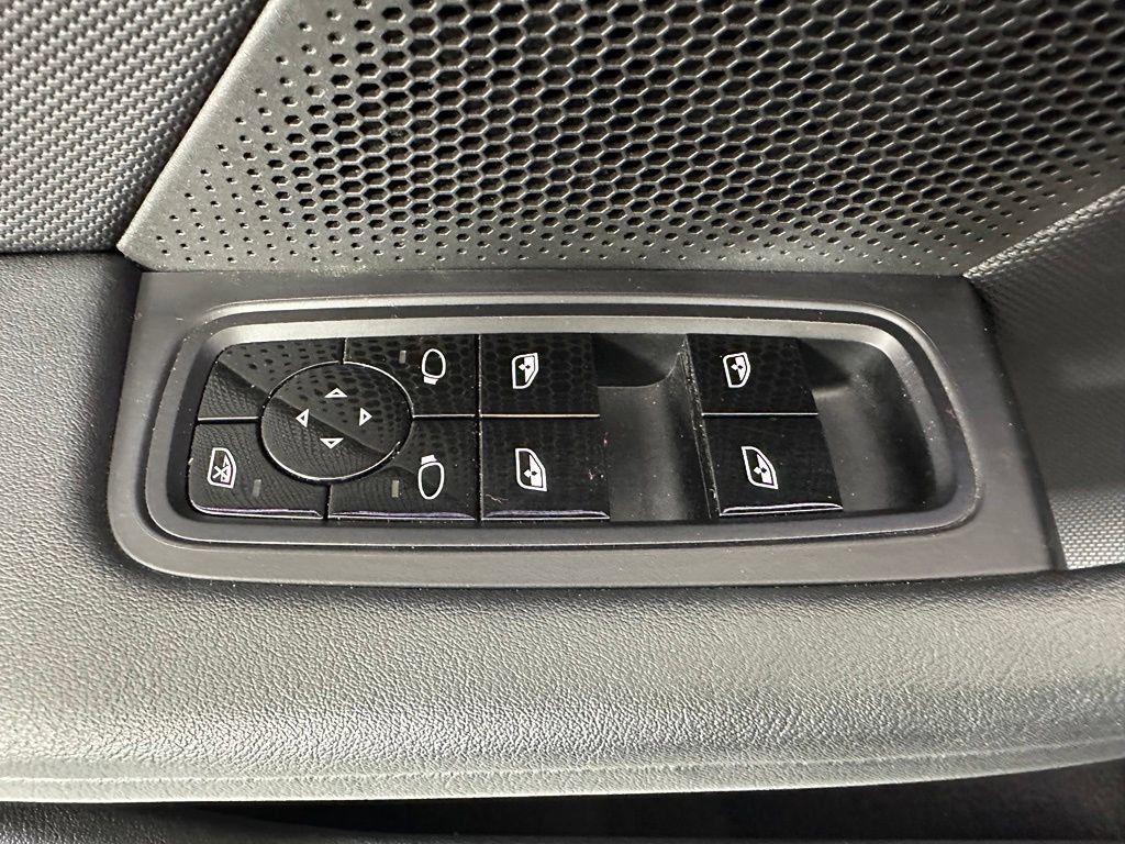 Certified 2021 Porsche Taycan RWD image 19
