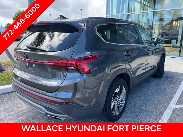 Used 2021 Hyundai Santa Fe SE FWD image 4