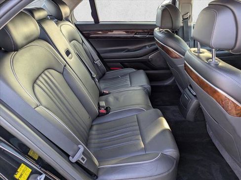 Used 2017 Genesis G90 3.3T Premium image 20