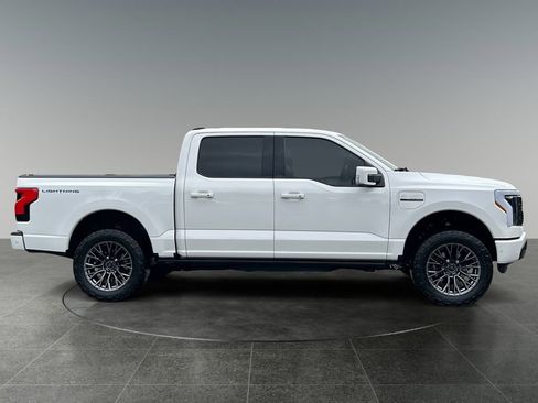 Used 2023 Ford F150 Lightning Platinum AWD/4WD image 11
