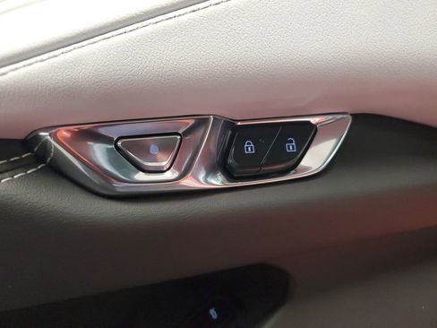 New 2026 Chevrolet Corvette Stingray Preferred Conv w/ 2LT RWD image 15