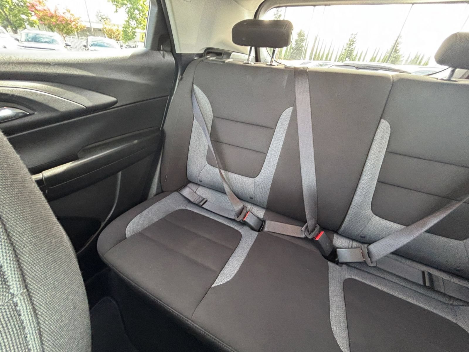 Used 2025 Chevrolet TrailBlazer LT FWD image 37