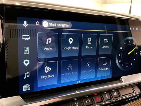 Used 2025 Chevrolet Silverado 2500 LT w/ Convenience Package image 37