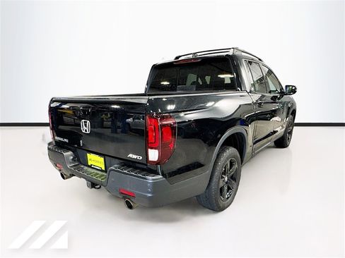 Used 2023 Honda Ridgeline Black Edition image 5