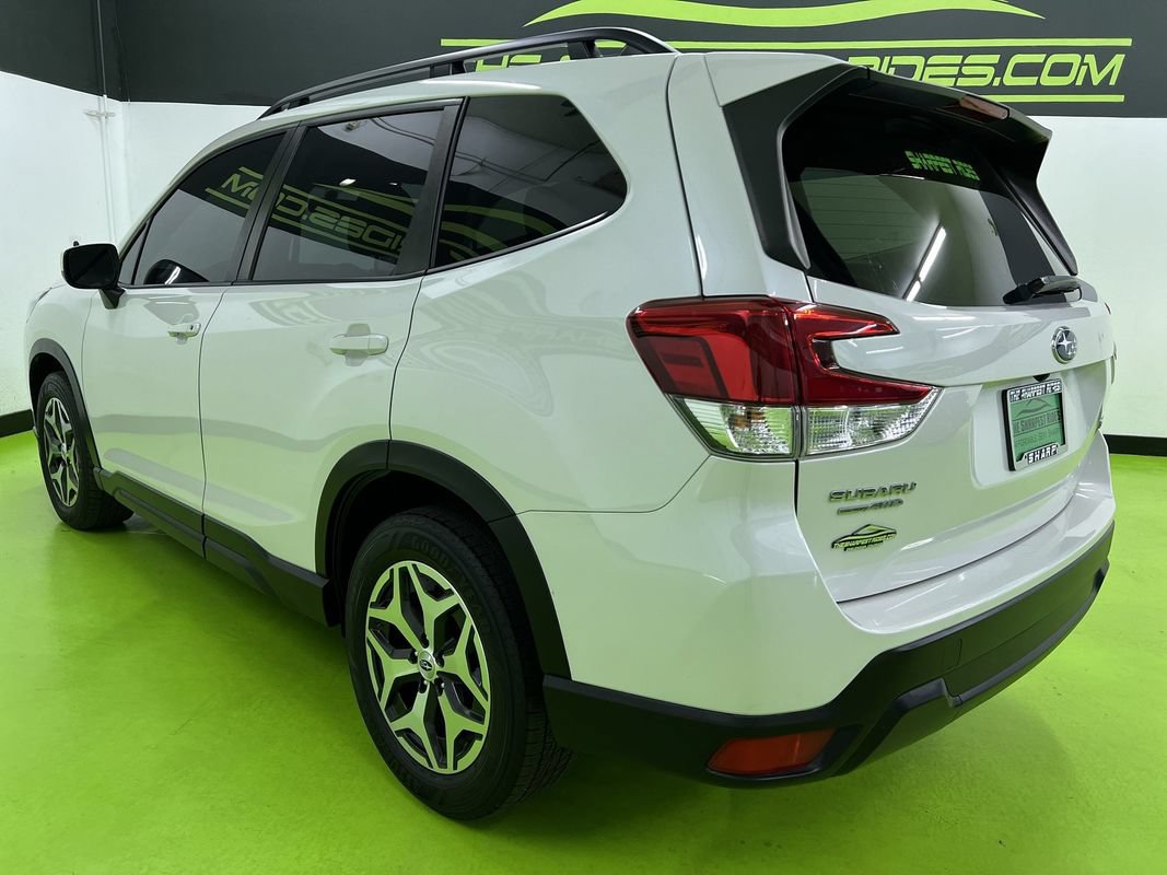Used 2022 Subaru Forester Premium AWD/4WD image 7