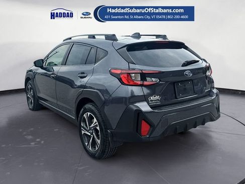Used 2024 Subaru Crosstrek 2.0i Premium AWD/4WD image 3