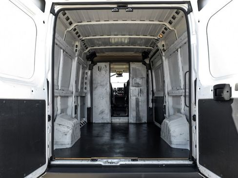 Used 2017 RAM ProMaster 1500 image 46
