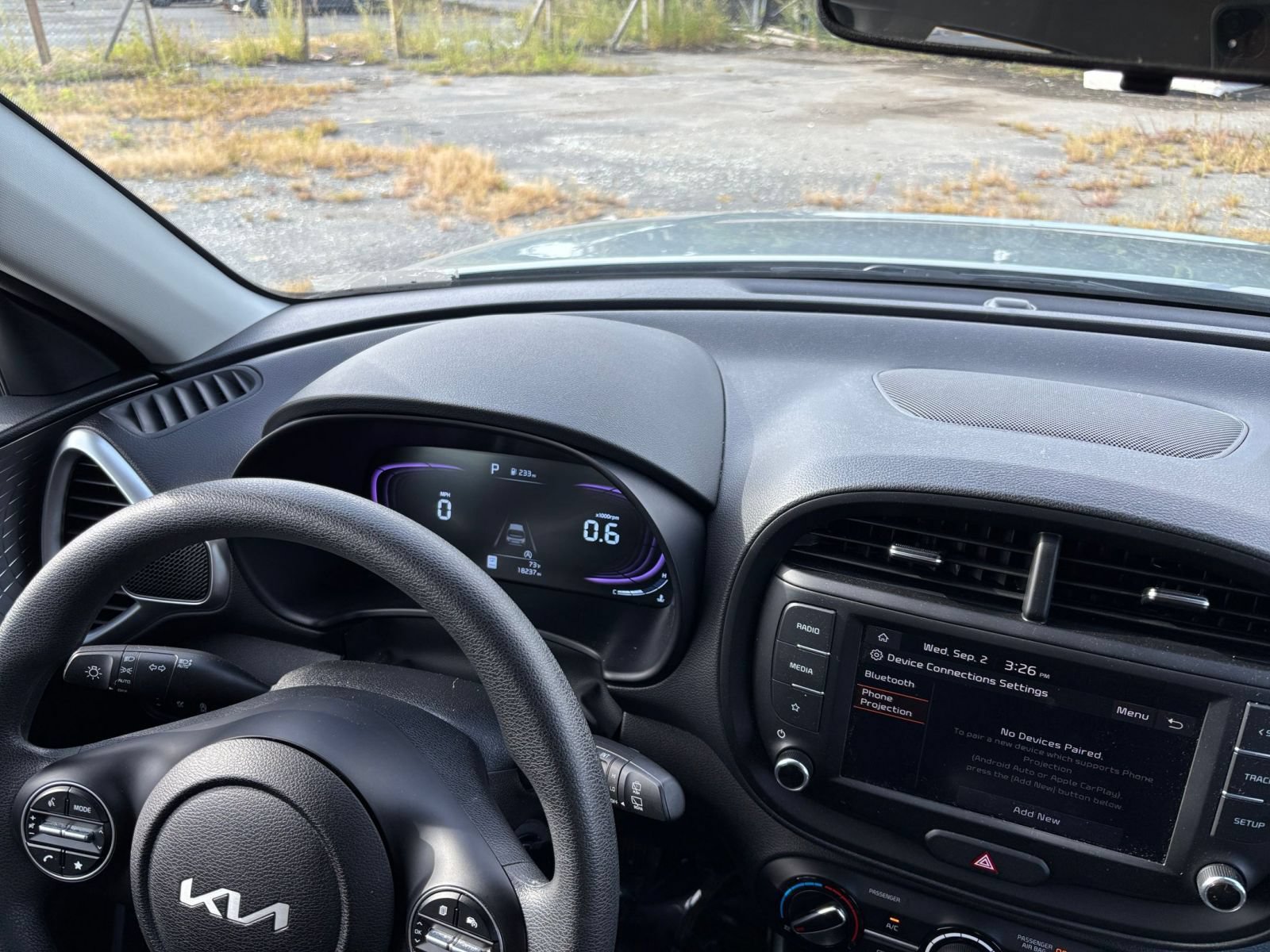 Used 2025 Kia Soul LX w/ LX Technology Package FWD image 29