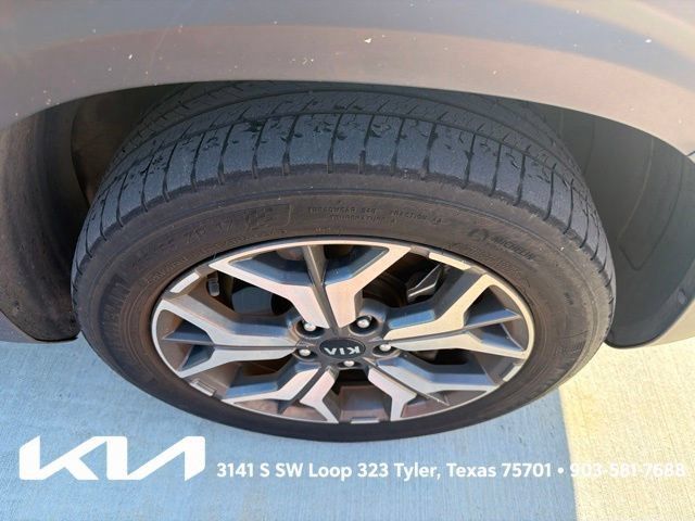 Certified 2021 Kia Seltos EX AWD/4WD image 14