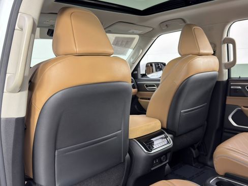 Used 2025 INFINITI QX80 Luxe image 37