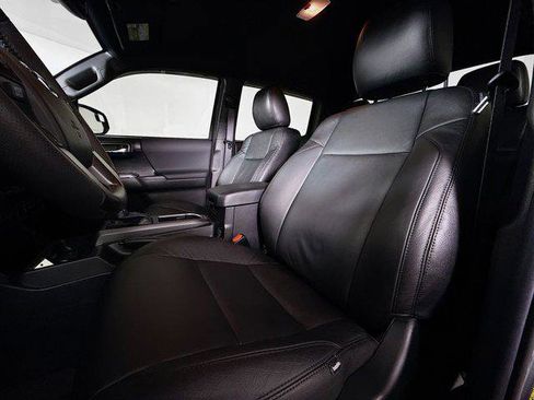 Certified 2023 Toyota Tacoma TRD Sport image 11