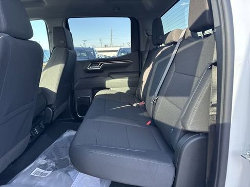 New 2026 GMC Sierra 1500 SLE image 22