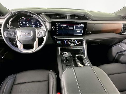 Certified 2025 GMC Sierra 1500 Denali image 8