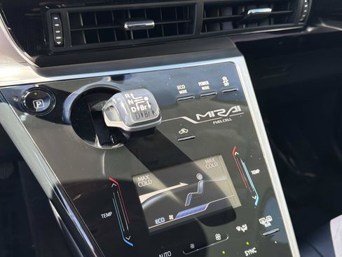 Used 2019 Toyota Mirai FWD image 24