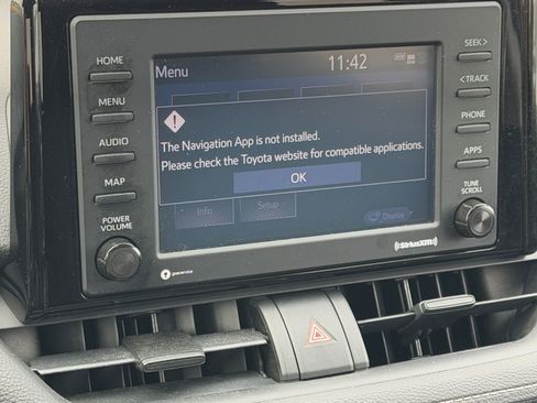 Used 2021 Toyota RAV4 XLE w/ XLE Grade Weather Package image 29