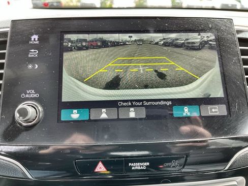 Used 2022 Honda Pilot Touring image 25