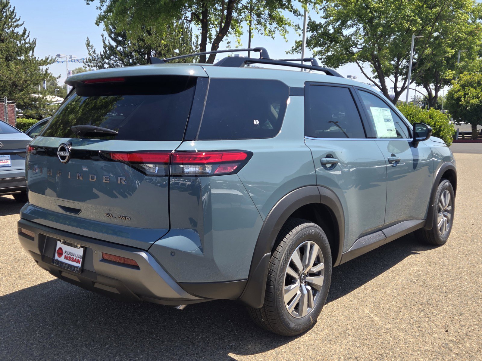 New 2026 Nissan Pathfinder SL AWD/4WD image 4