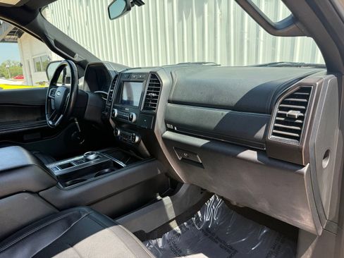 Used 2021 Ford Expedition Max Limited RWD image 19