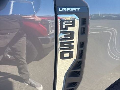 Used 2024 Ford F350 Lariat w/ FX4 Off-Road Package image 39