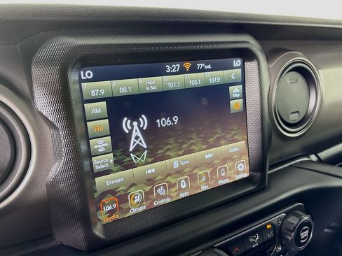 Used 2022 Jeep Wrangler Unlimited Sport AWD/4WD image 19
