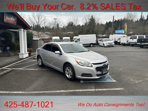 Used 2016 Chevrolet Malibu LT image 2