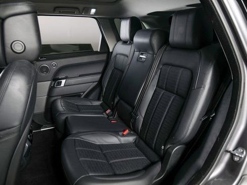 Used 2019 Land Rover Range Rover Sport HSE Dynamic image 5