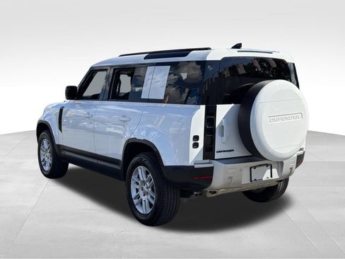 Used 2025 Land Rover Defender 110 S AWD/4WD image 8