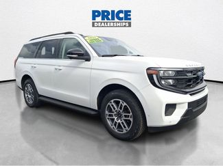 Used 2025 Ford Expedition Active AWD/4WD video 1