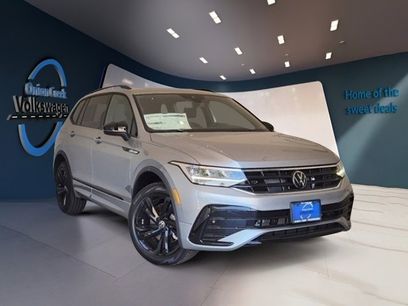 Certified 2024 Volkswagen Tiguan SE R-Line