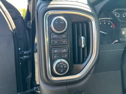 Used 2020 GMC Sierra 1500 AT4 w/ AT4 Preferred Package AWD/4WD image 10