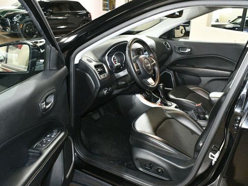 Used 2019 Jeep Compass Latitude w/ Popular Equipment Group image 47