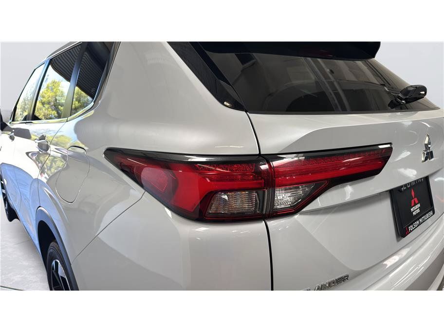 Used 2024 Mitsubishi Outlander Ralliart AWD/4WD image 39