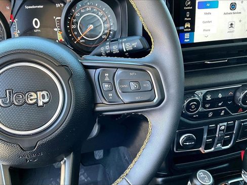 Used 2024 Jeep Wrangler Unlimited Sport AWD/4WD image 12