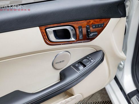 Used 2012 Mercedes-Benz SLK 350 image 63