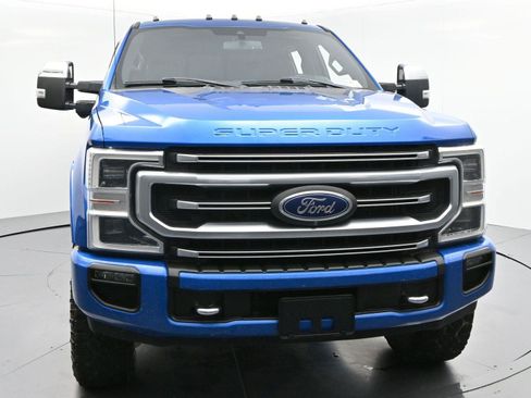 Used 2021 Ford F250 Platinum w/ Tremor Off-Road Package AWD/4WD image 2