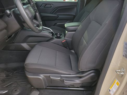 Used 2023 Chevrolet Colorado Trail Boss w/ Advanced Trailering Package image 6