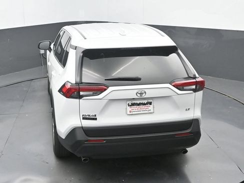Used 2025 Toyota RAV4 LE FWD image 28