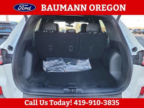 New 2026 Ford Escape ST-Line w/ Cold Weather Package AWD/4WD image 7