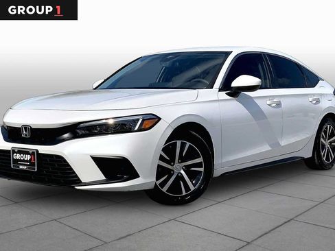 Used 2024 Honda Civic LX image 1