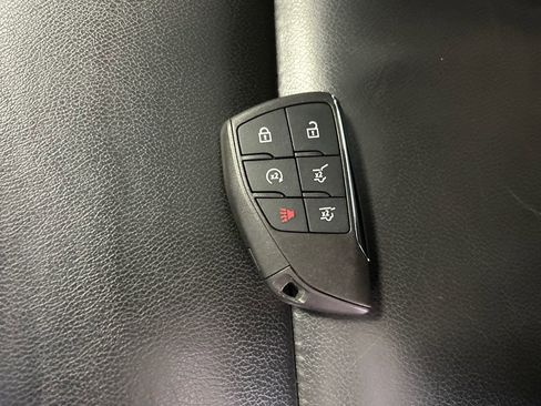 Used 2022 Chevrolet Tahoe Z71 w/ Z71 Off-Road Package image 33