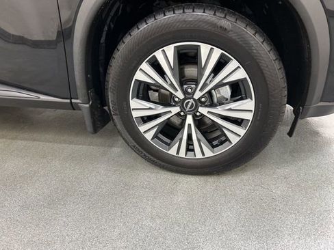 Used 2023 Nissan Rogue SV w/ SV Premium B Package AWD/4WD image 29