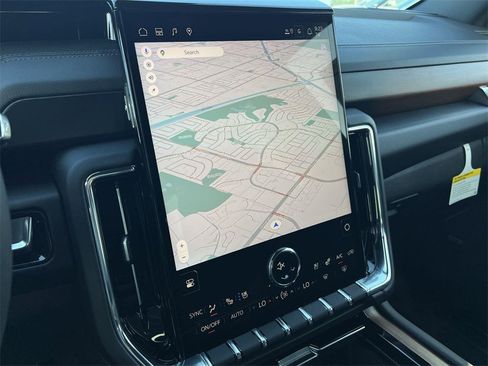 New 2026 GMC Yukon Denali w/ Sun & Power Step Package image 19