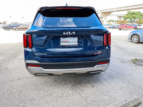 Used 2026 Kia Sorento EX AWD/4WD image 8