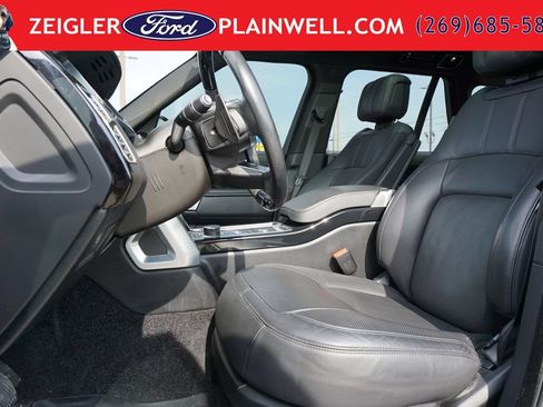 Used 2019 Land Rover Range Rover Supercharged AWD/4WD image 17