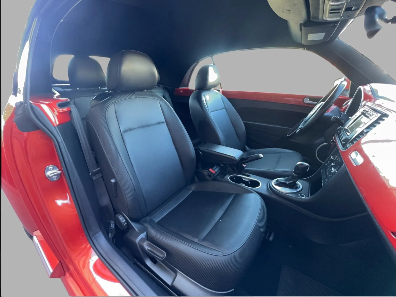 Used 2016 Volkswagen Beetle 1.8T SEL FWD image 37